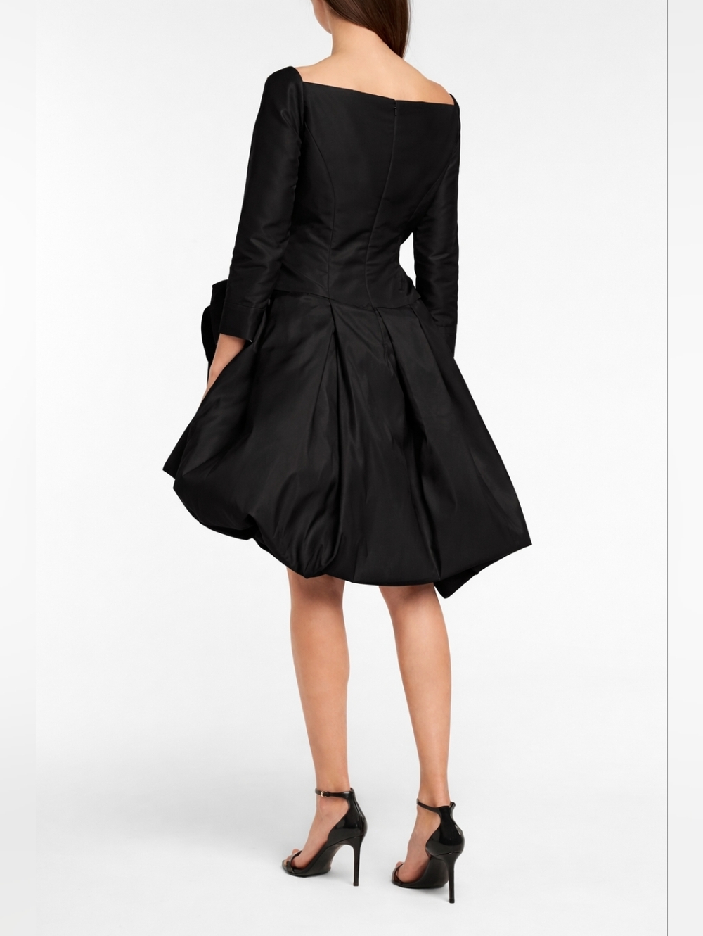 $4,800 OSCAR DE LA RENTA BLACK SILK BLACK LINED VOLUMIN ROSE RUNWAY DRESS US 8 - Picture 6 of 16